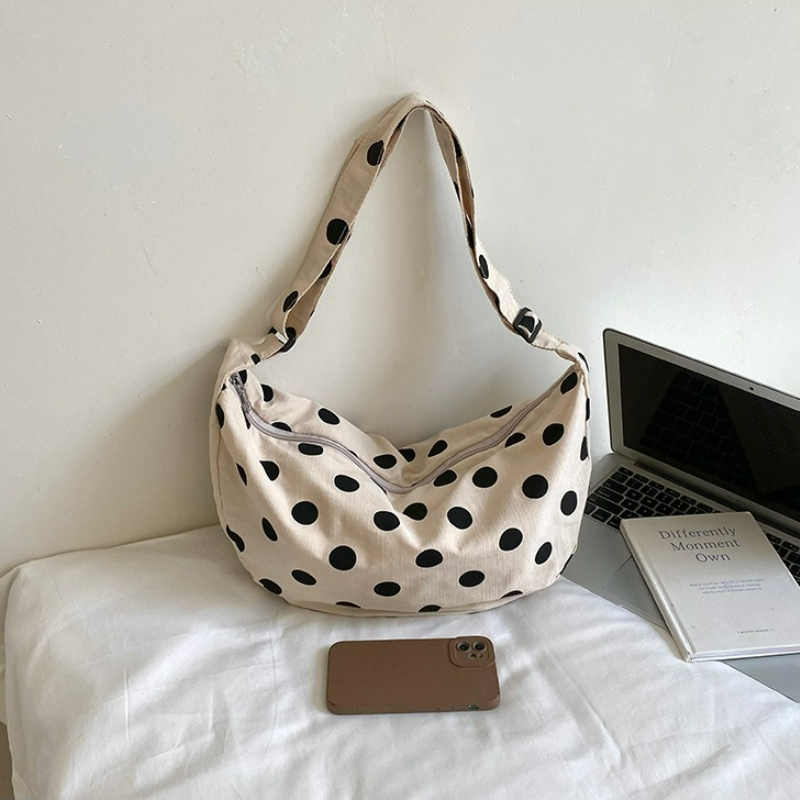 Bolso de Hombro Tipo Dumpling  - Interior Design Korean Style reseña y precio